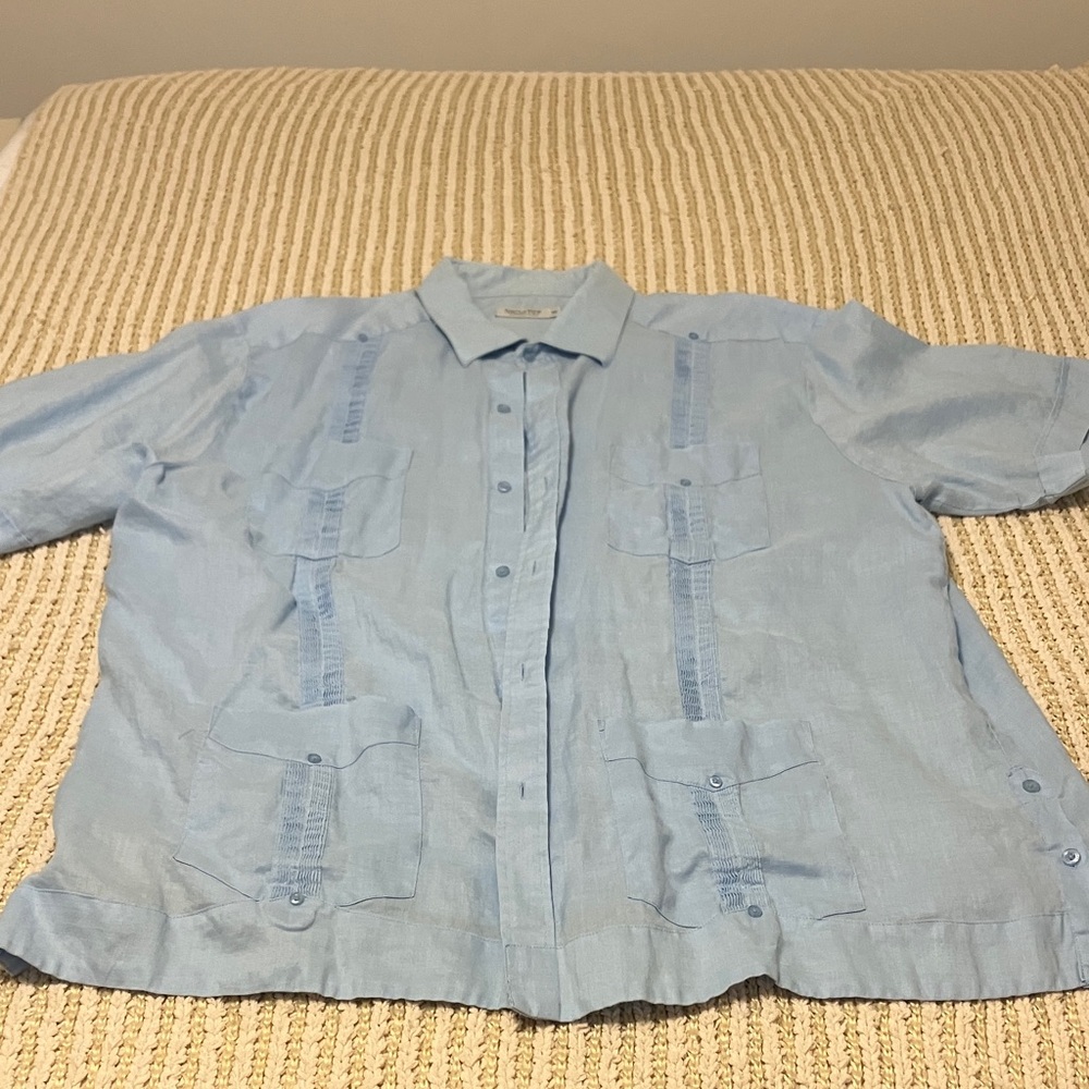 Mojito Collection Light Blue Guayabera